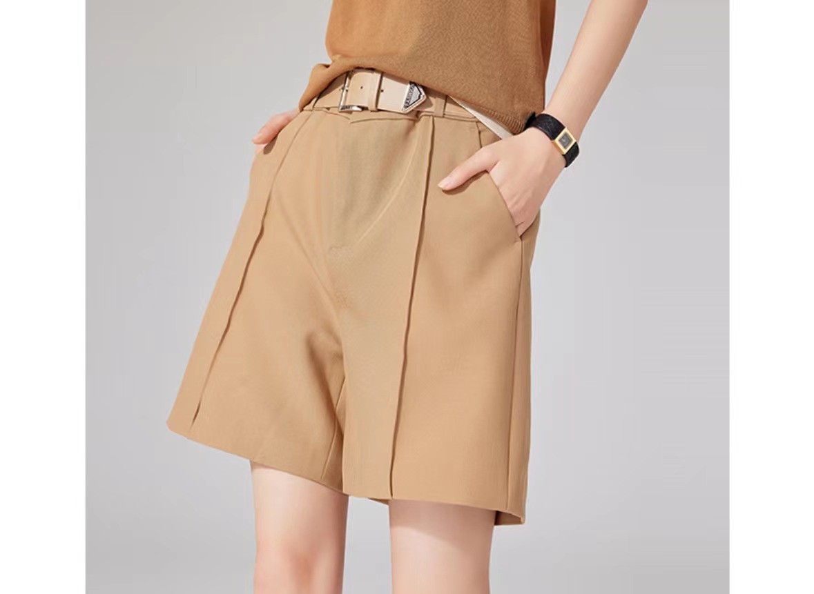 Coffee-colored shorts